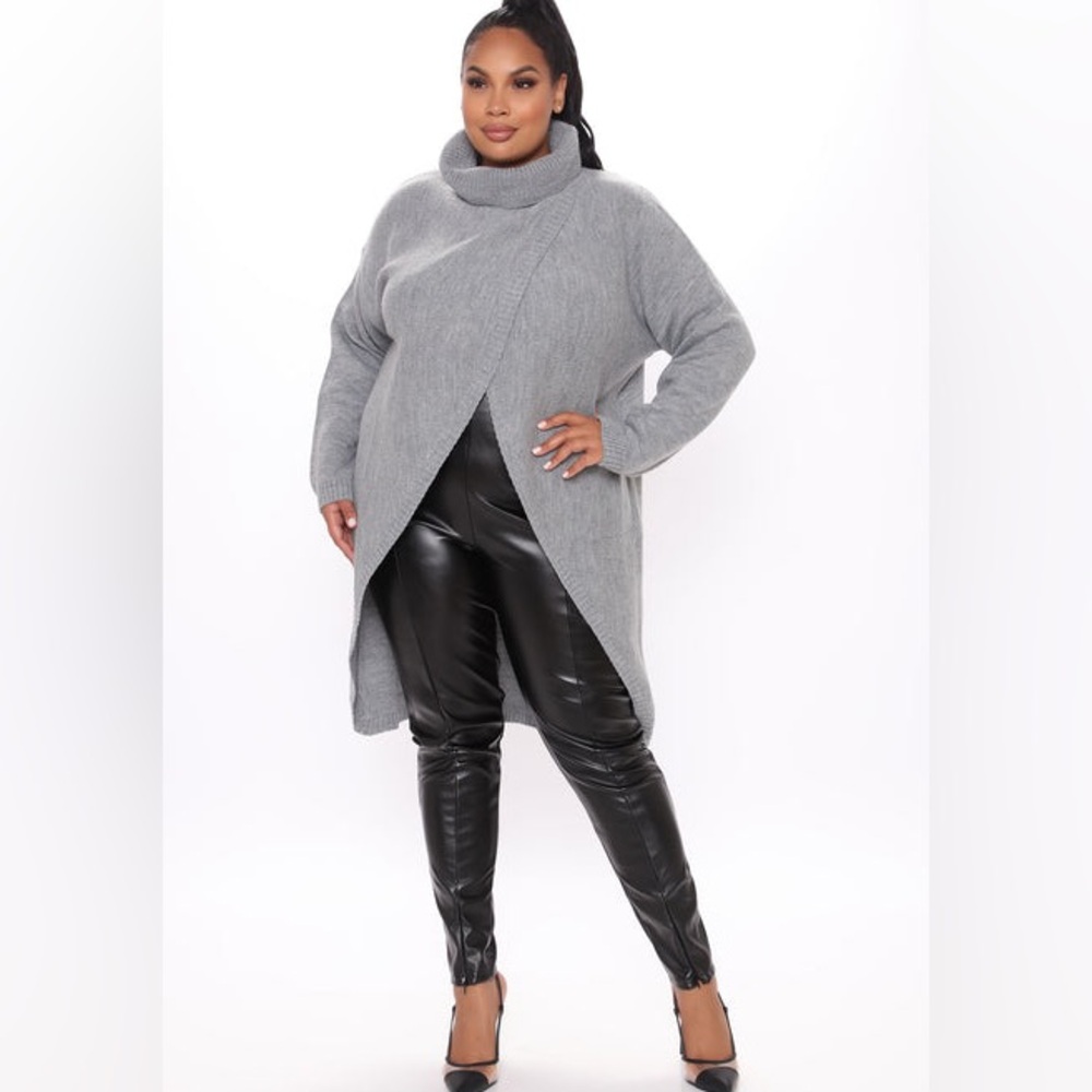 FASHION NOVA Cozy Gray Turtleneck Sweater